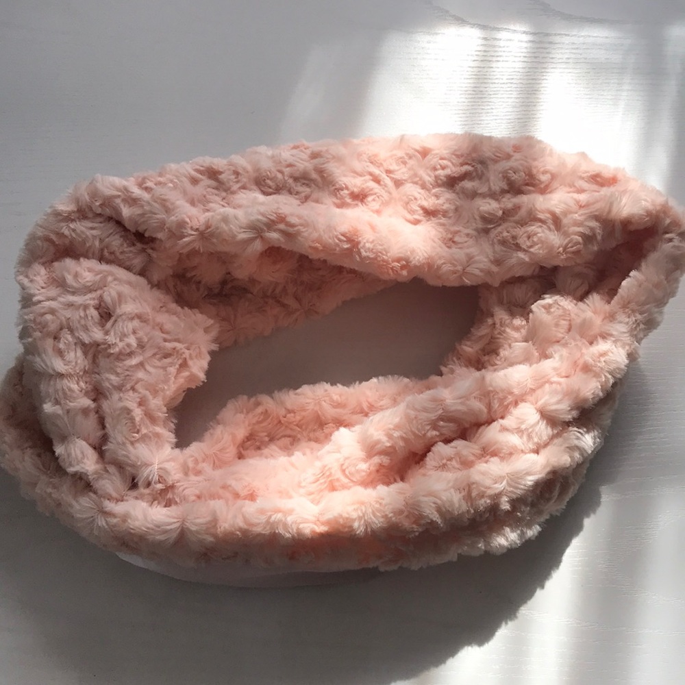 Infinity Scarf - Picture 4 of 7